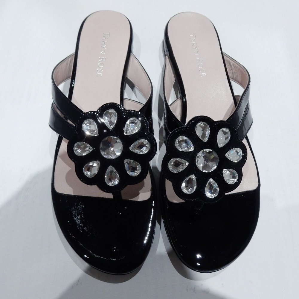 TARYN ROSE "TR-IVORY" BALCK PATENT JEWELLED THONG SANDALS IN SIZE 8.5M (NWOB)